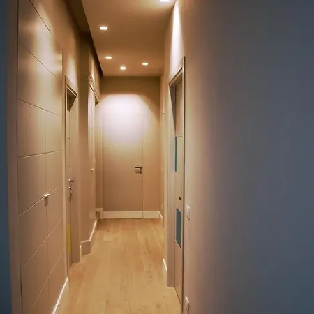 아파트 Musa House